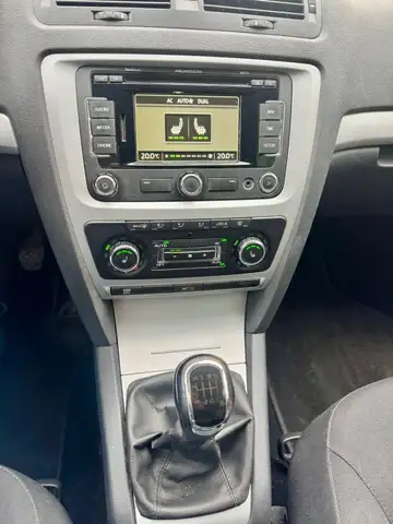 Skoda Octavia view 3