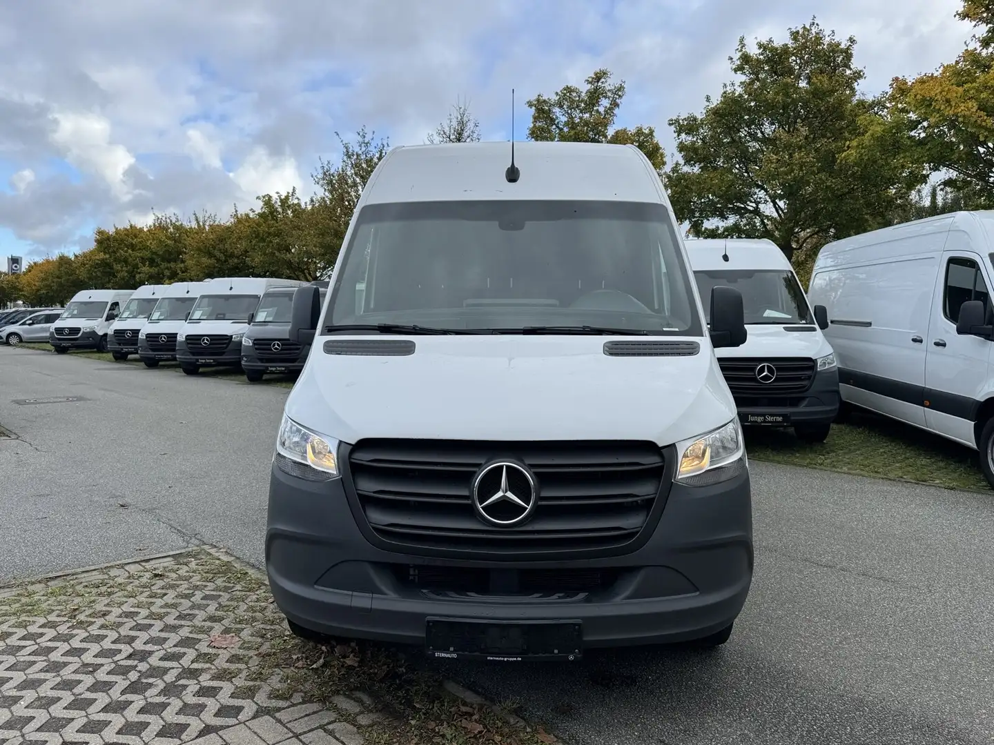Mercedes-Benz Sprinter 317 KA/L HD Blanc - 2