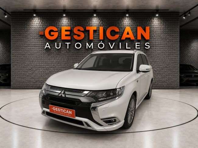 Mitsubishi Outlander PHEV Kaiteki 4WD - foto 1