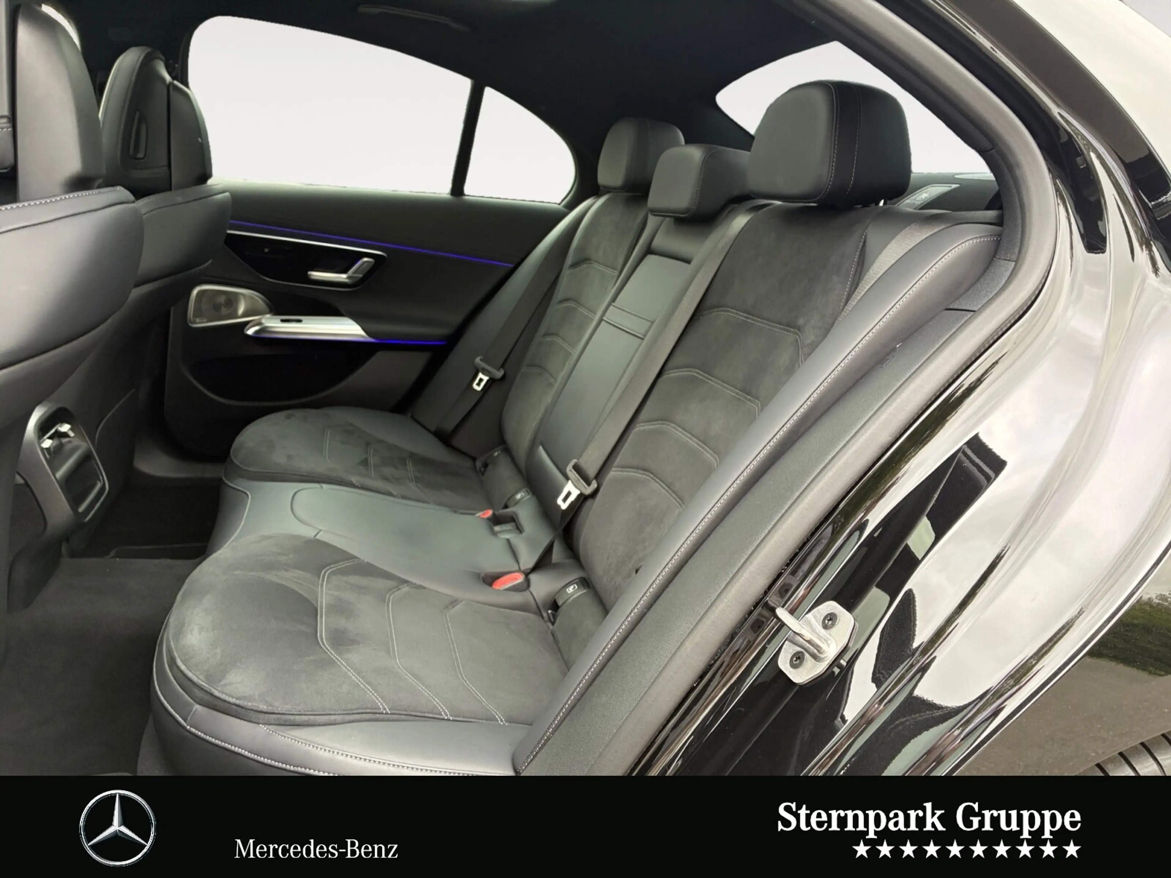 Mercedes-Benz E 450 E 450 d 4M AMG Prem*Screen*Pano*Sitzh.Fond*HUD* — photo 11