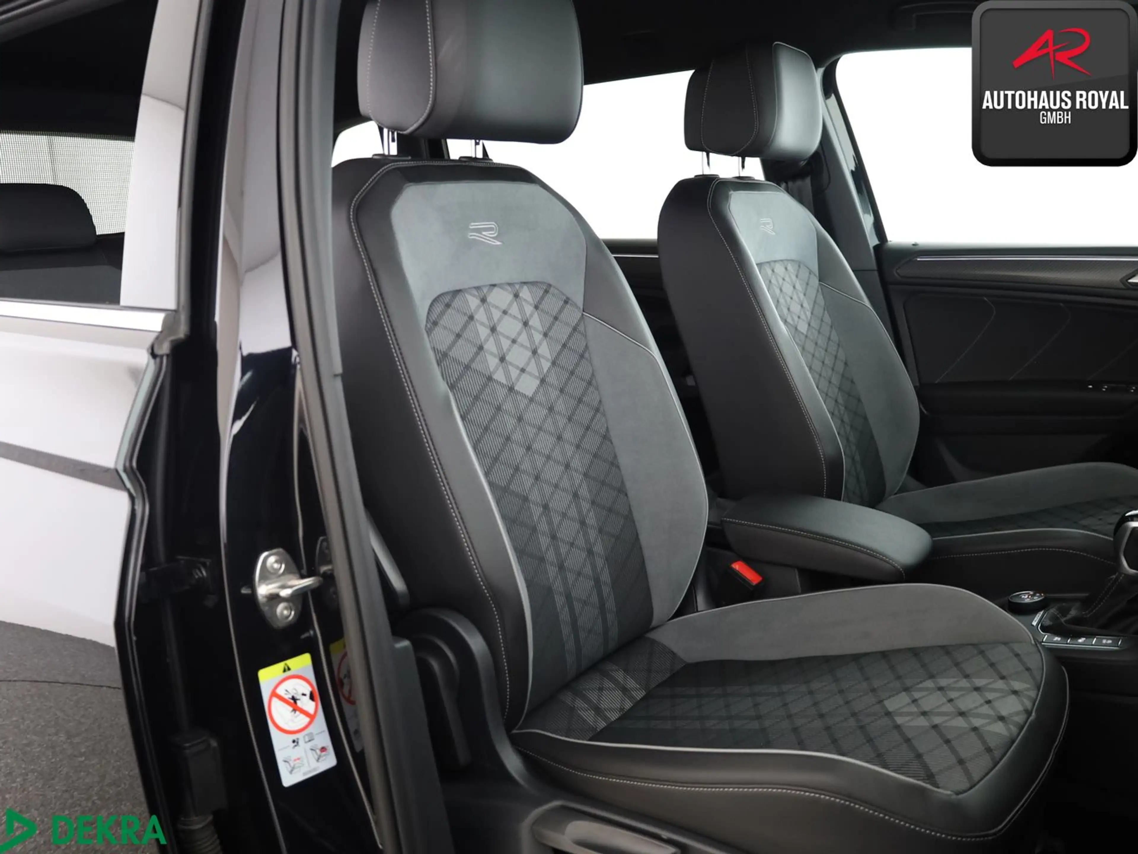 Volkswagen Tiguan Allspace 2.0 TDI 4M R LINE STANDHEIZ,360° — photo 11