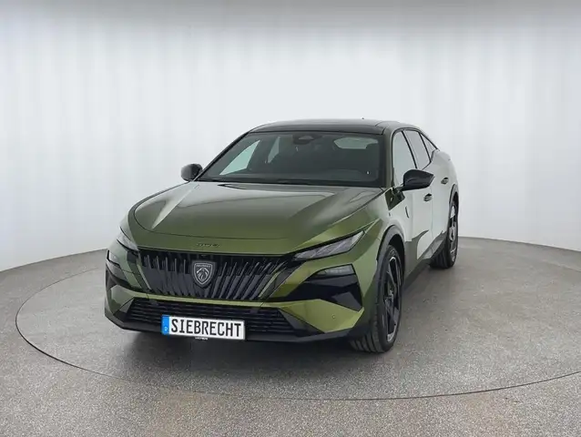 Peugeot 408 in Green for sale