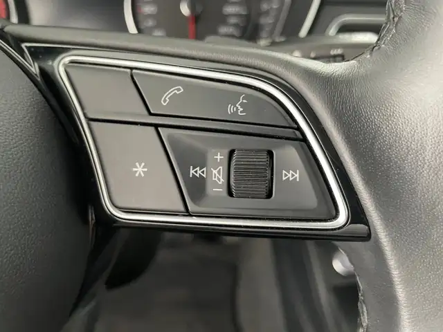 Audi A4 view 15