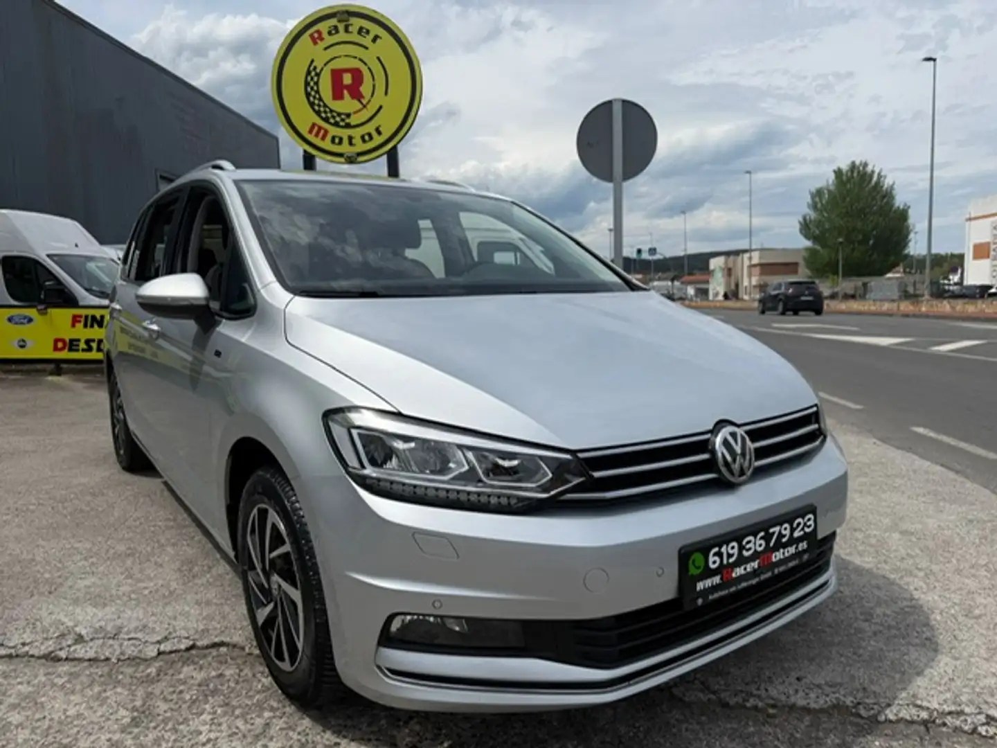 Volkswagen Touran 2.0TDI CR BMT Advance 110kW RAC Gris - 1