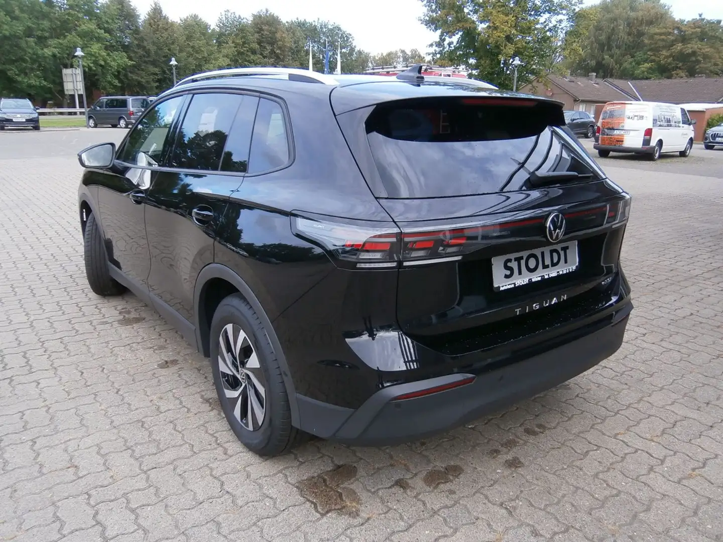 Volkswagen Tiguan Life 1.5 eTSI, DSG Schwarz - 2