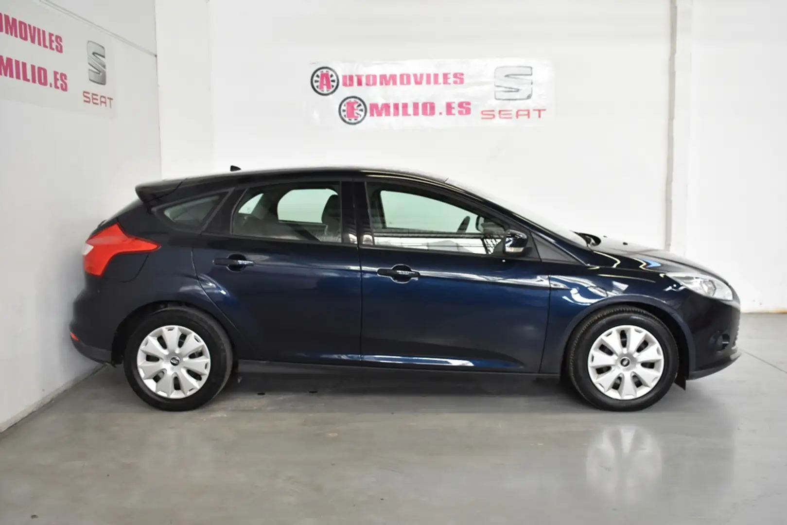 Ford Focus Sb.1.6TDCi Trend 115 Blauw - 2