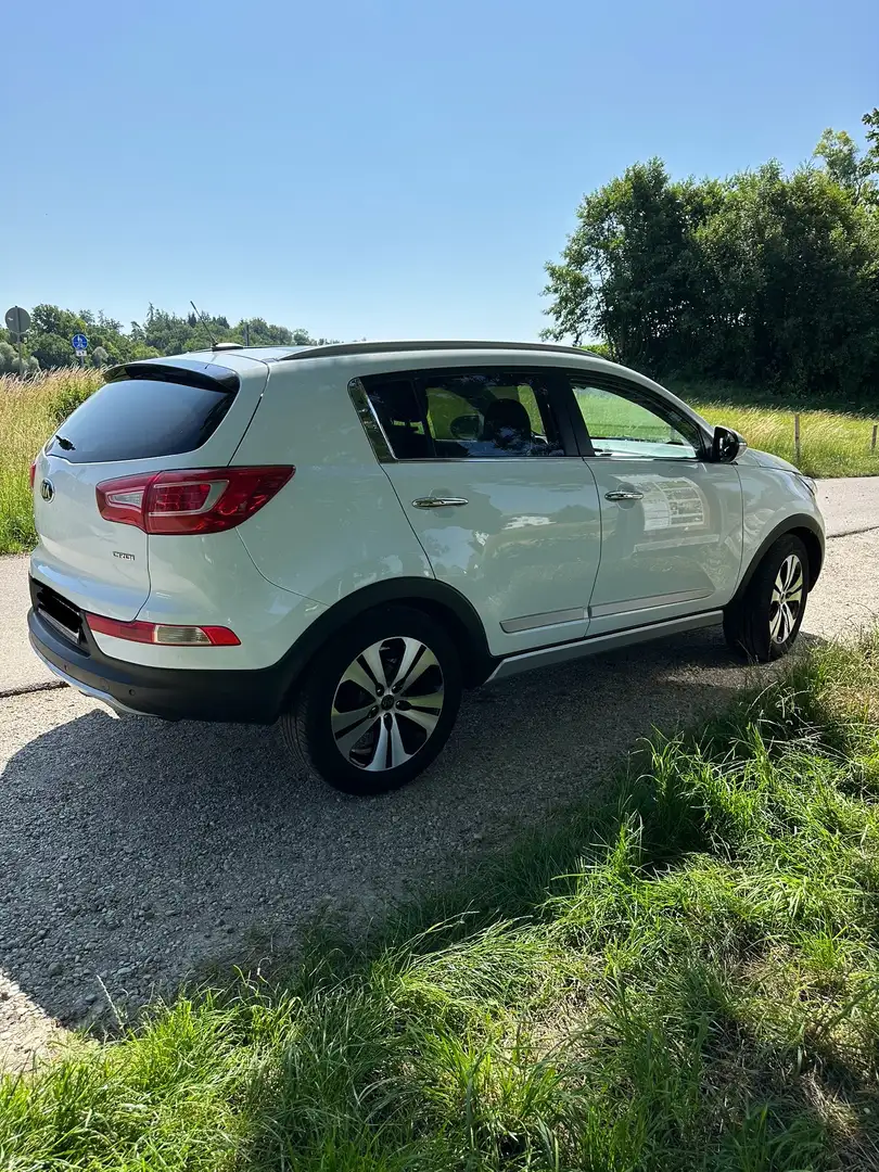 Kia Sportage Spirit 2WD Weiß - 2
