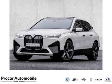 xDrive40 SPORTPAKET+HuD+AHK+H/K+DA PROF+360°