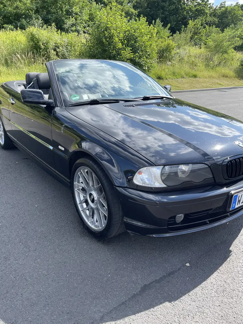 BMW 323 Ci - 1