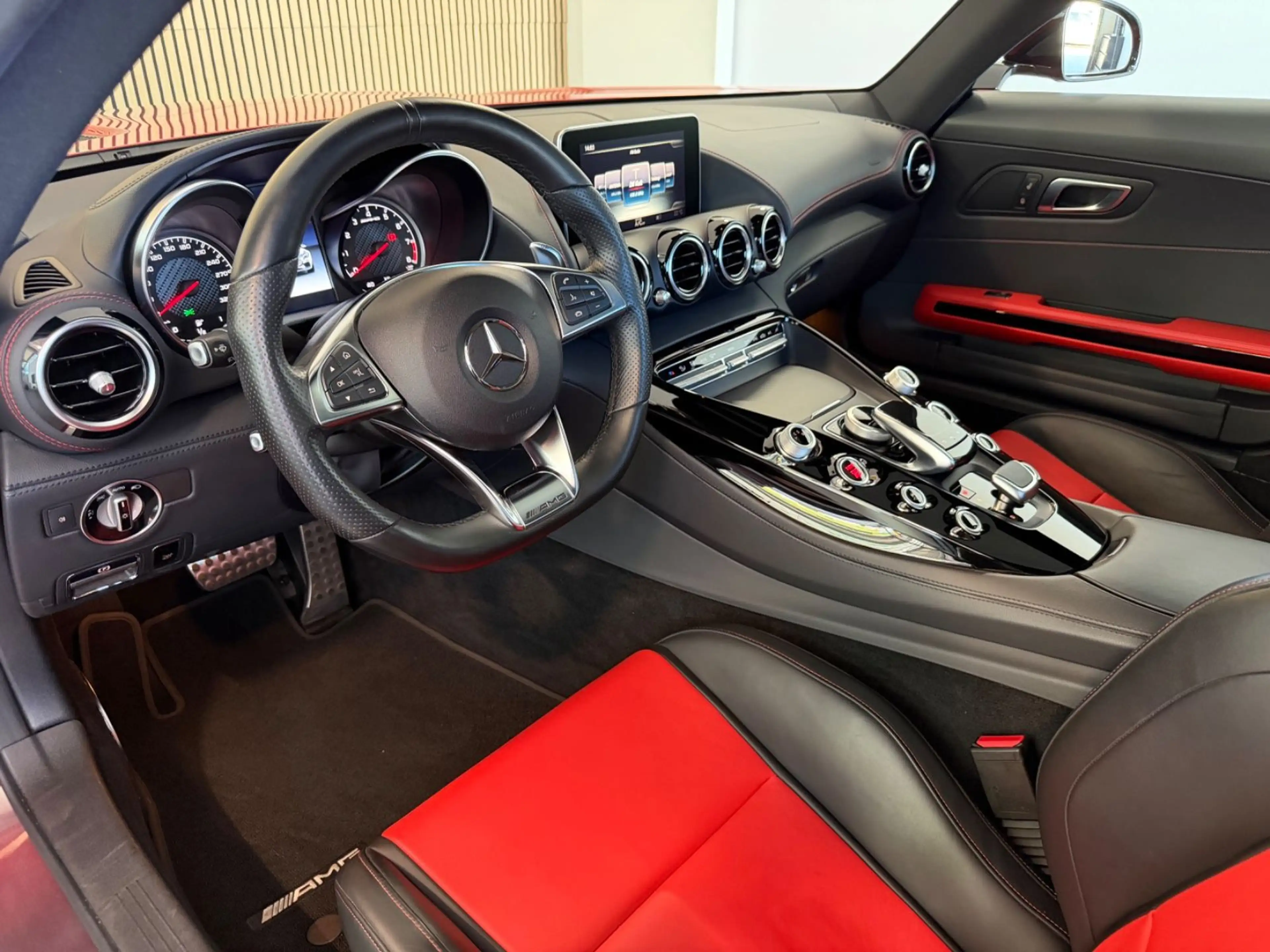 Mercedes-Benz AMG GT Coupe *AERO/KAMERA/PANO/NIGHT/MEMORY/ — photo 11