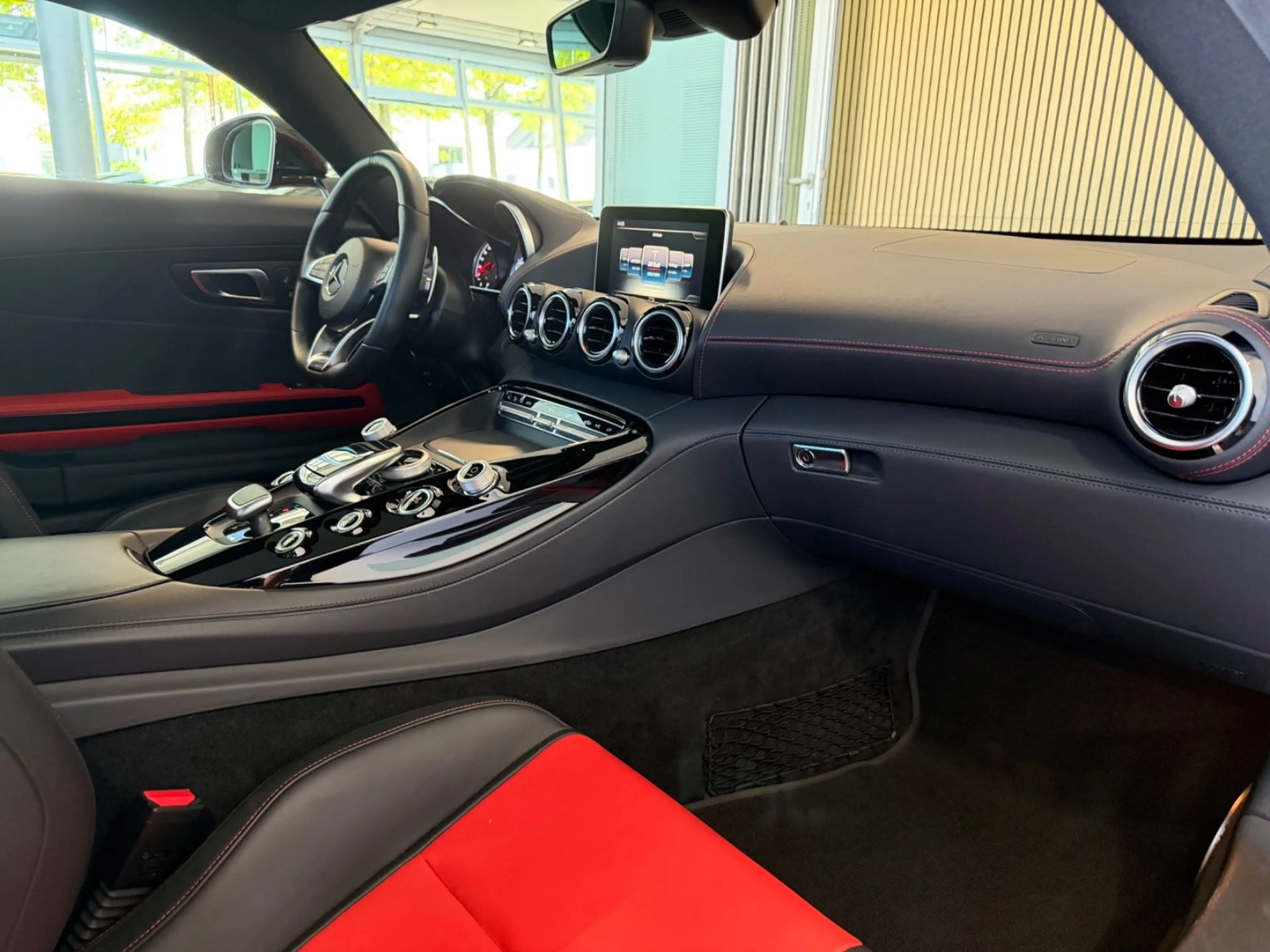 Mercedes-Benz AMG GT Coupe *AERO/KAMERA/PANO/NIGHT/MEMORY/ — photo 13