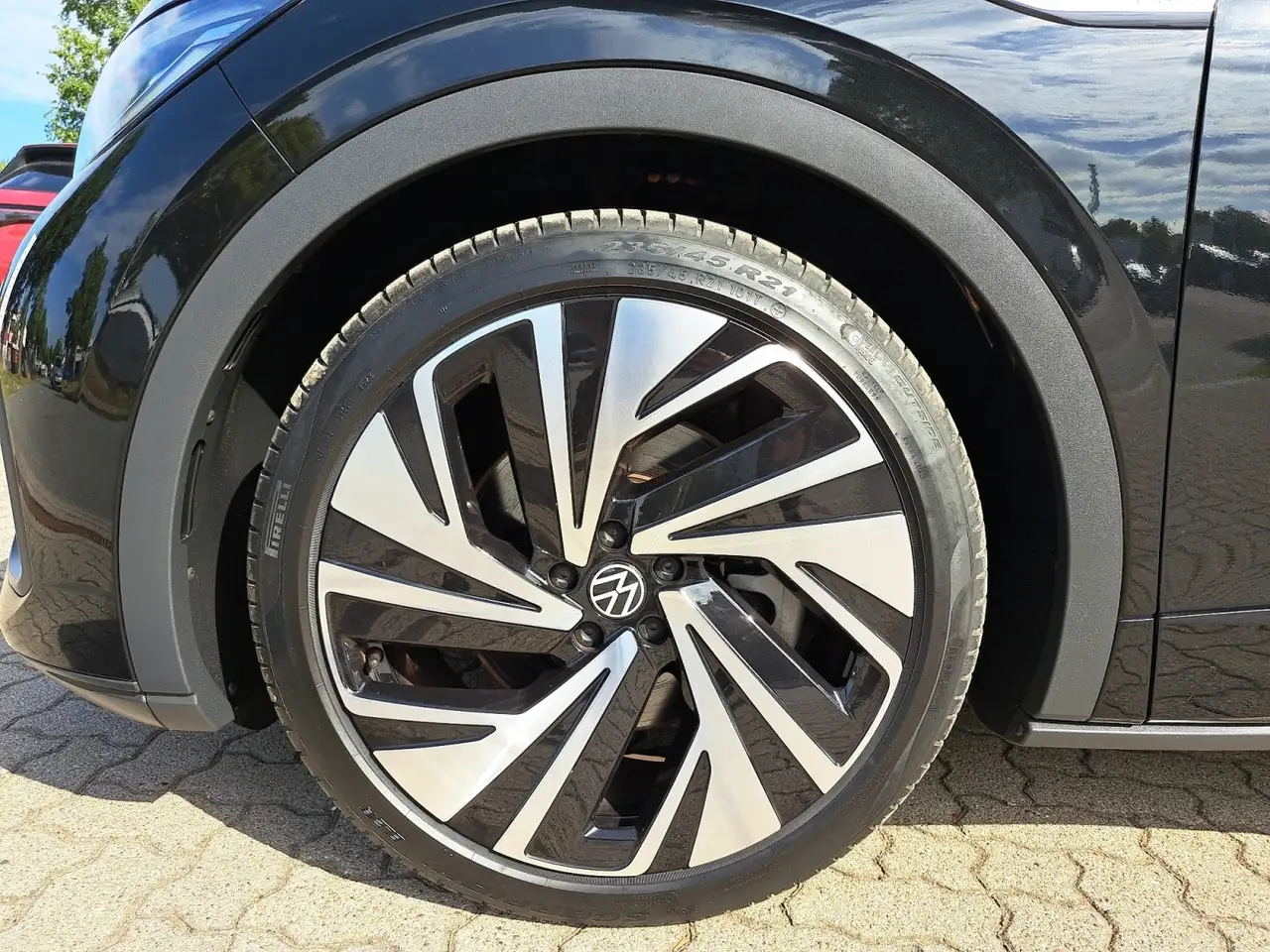 Volkswagen ID.5 Pro 3,99% AHK WÄRMEPU NAV APP MATRIX 21" KAM ACC, миниатюра 11