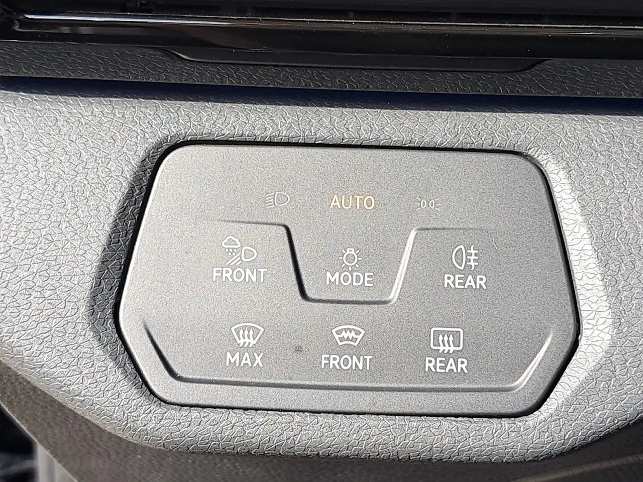 Volkswagen ID.5 Pro 3,99% AHK WÄRMEPU NAV APP MATRIX 21" KAM ACC, миниатюра 27