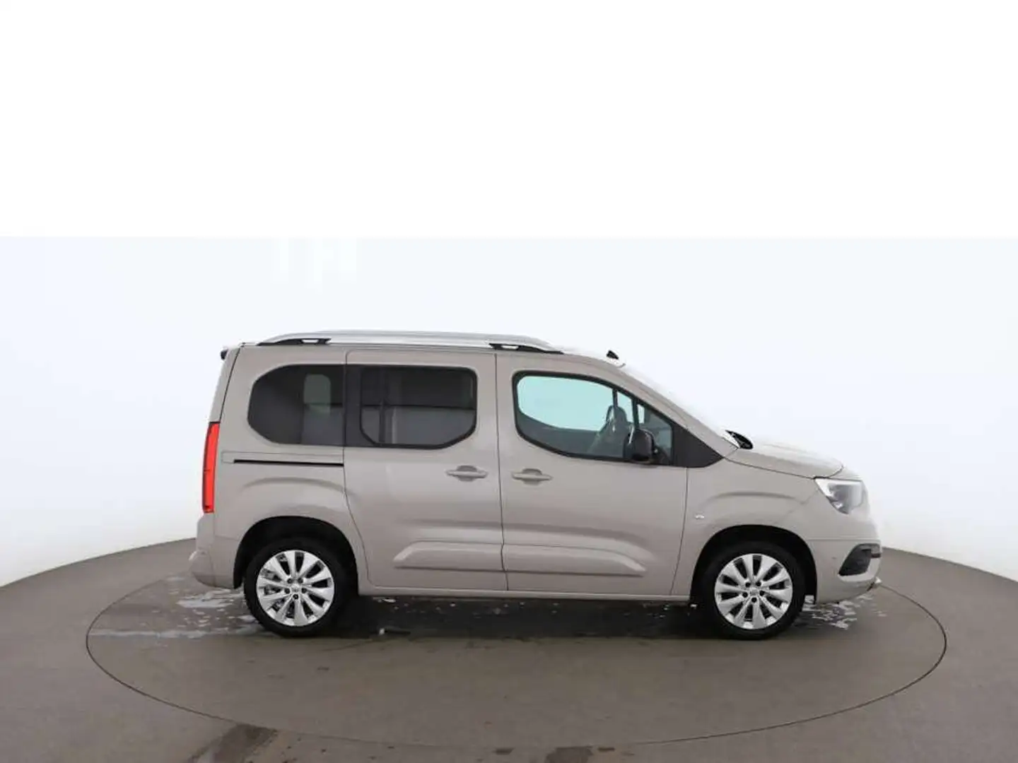 Opel Combo Life 1.5 CDTi Ultimate NAVI TEMP R-CAM Beige - 2