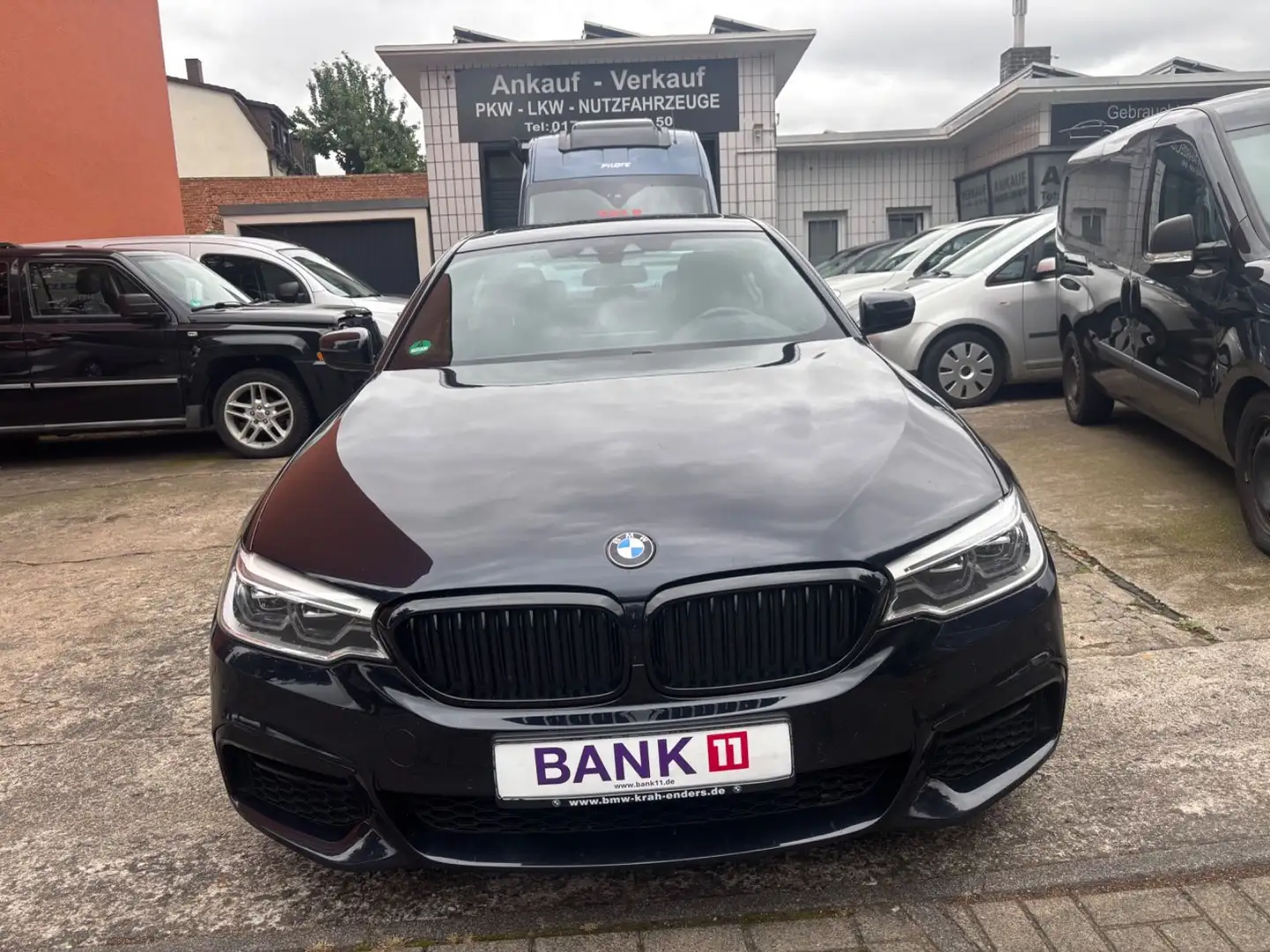 BMW 540 Baureihe 5 Lim. 540 i M Sport Schwarz - 2