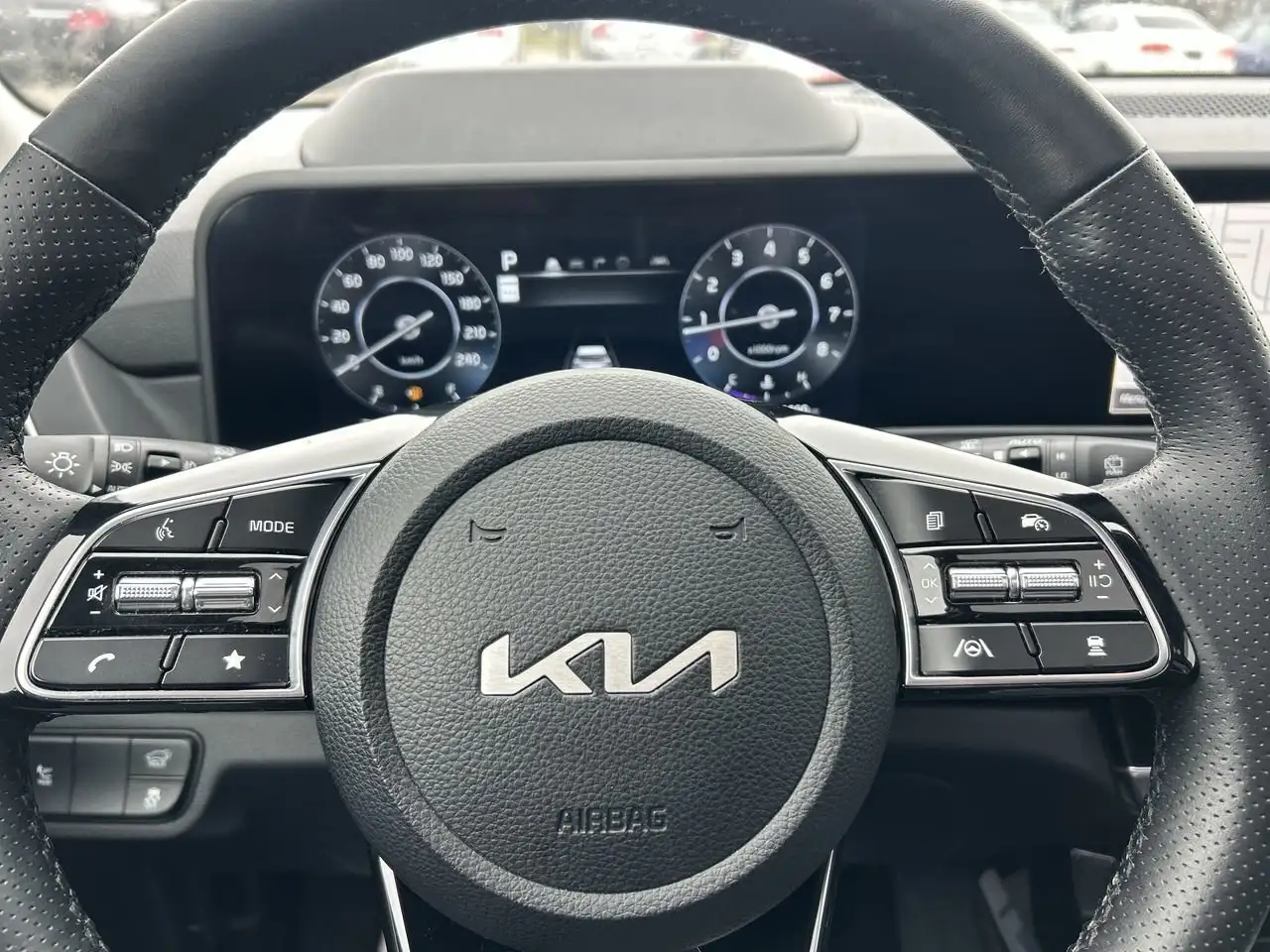 Kia Seltos снимка Kia Seltos