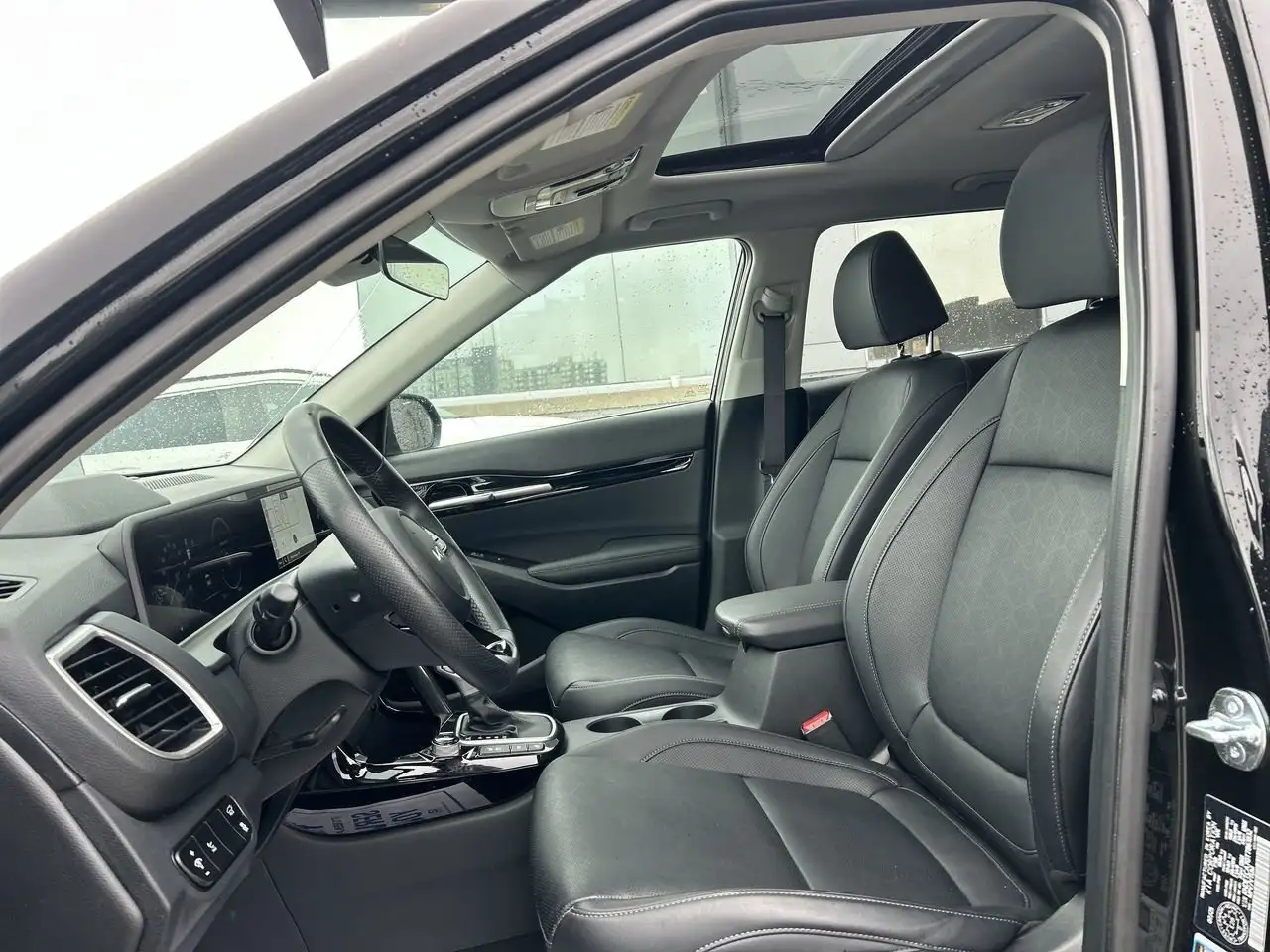 Kia Seltos снимка Kia Seltos