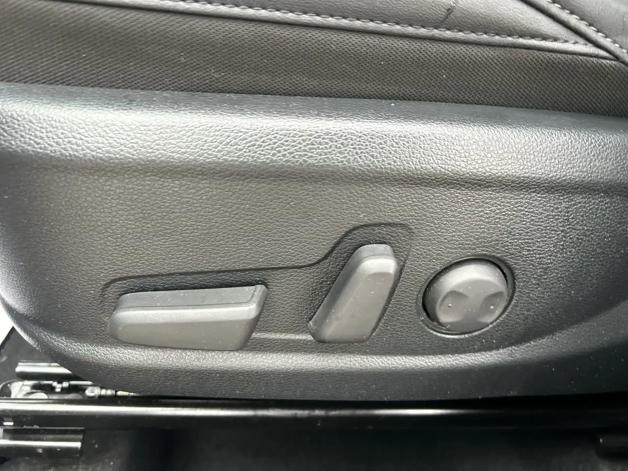 Kia Seltos снимка Kia Seltos