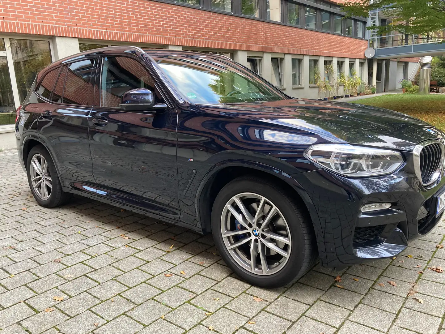 BMW X3 M X3 xDrive30d M Sport HUD AHK NAV SHZ SH Schwarz - 2
