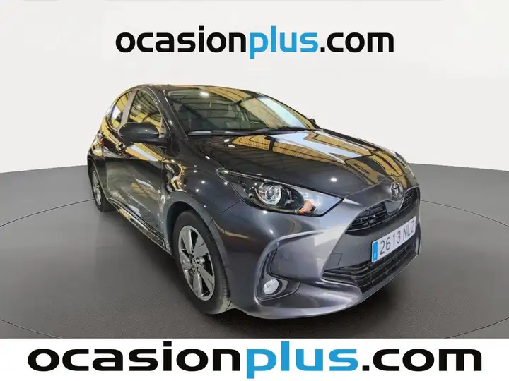 Toyota Yaris 1.5 Active Plus 2026, foto 2