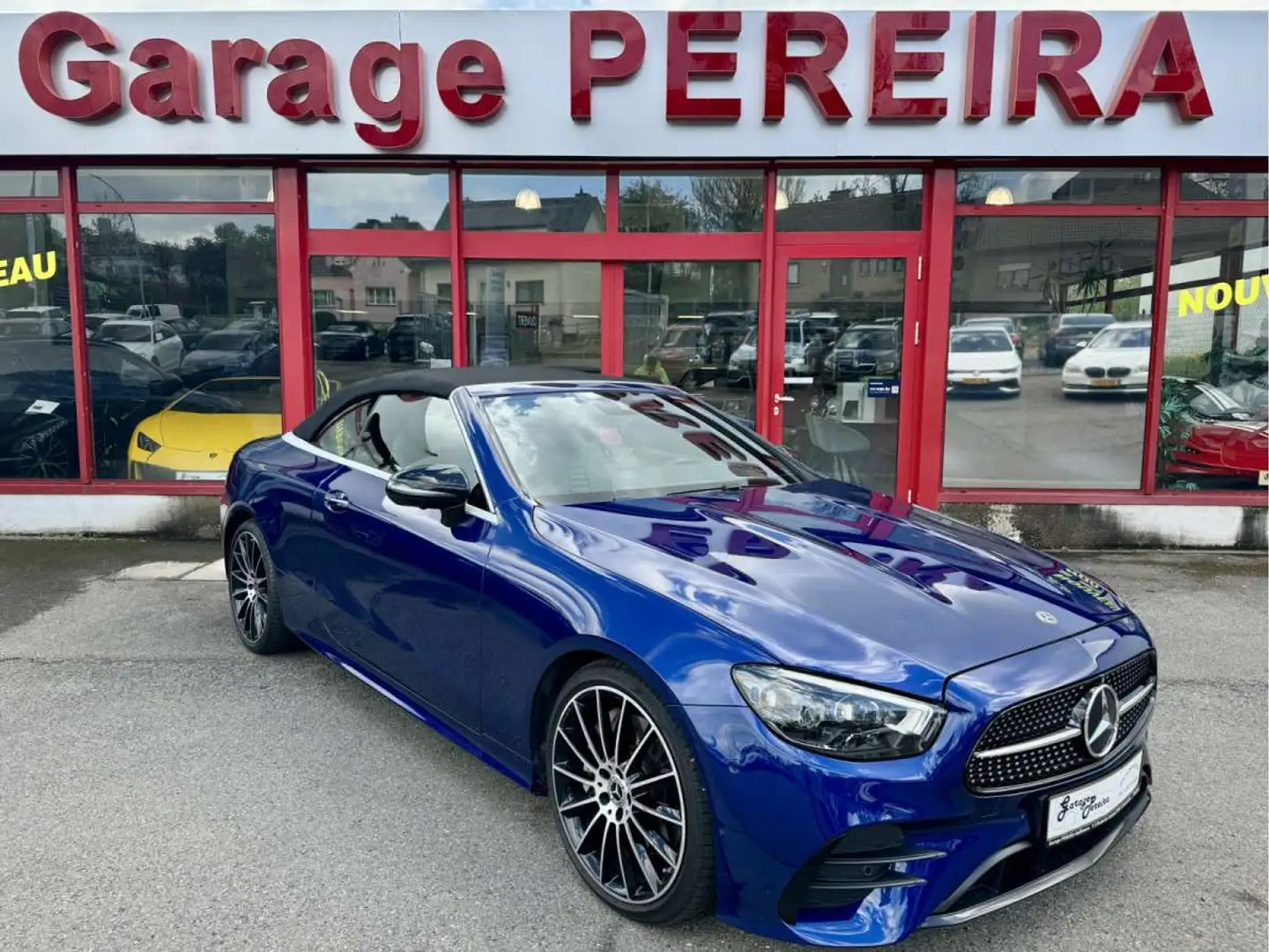 Mercedes-Benz E 300 CABRIO AMG LINE SOFTCLOSE BURMESTER CUIR NAVI Bleu - 2