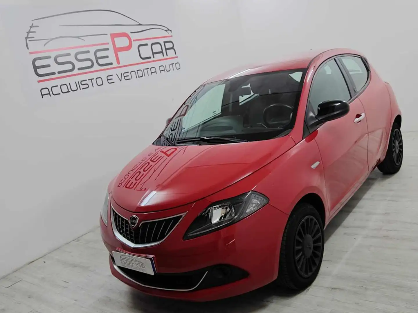 Lancia Ypsilon 1.0 FireFly 5 porte S&S Hybrid 50.000km Rosso - 1