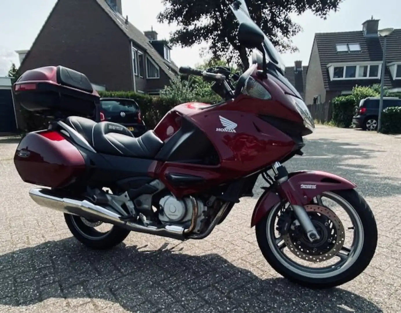 Honda NT 700 V-Deauvile - ABS (Combined) Rojo - 1