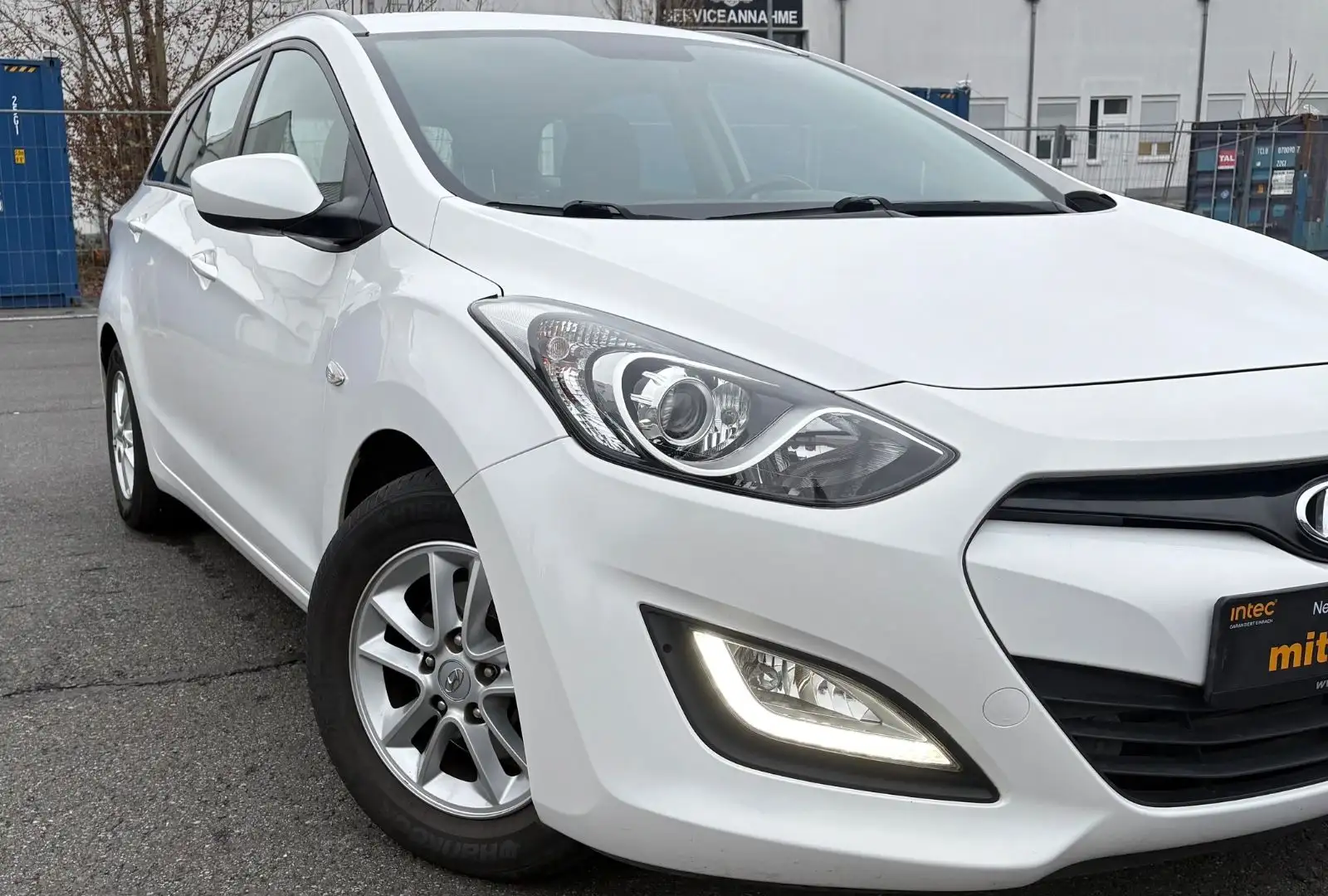 Hyundai i30 cw Style Sport Blanc - 2