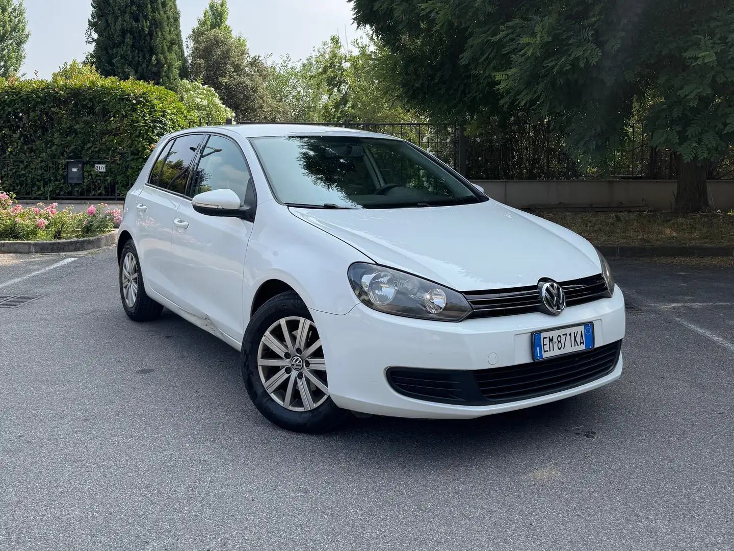 Volkswagen Golf Golf 5p 1.6 tdi Highline Bianco - 1