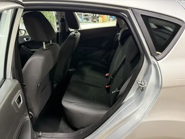 Ford Fiesta view 7