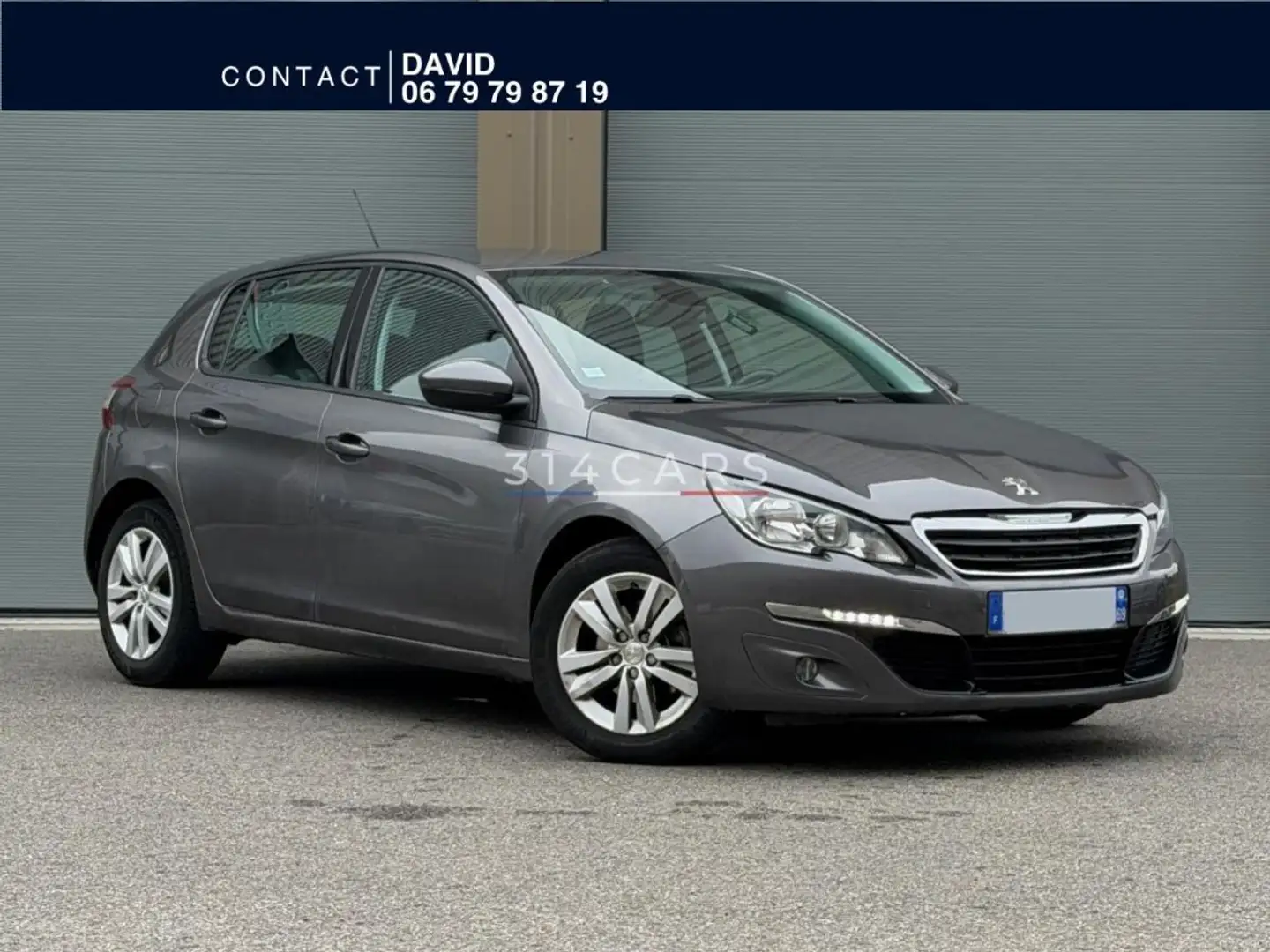 Peugeot 308 1.6 HDI 120 CV - Boite automatique Gris - 1