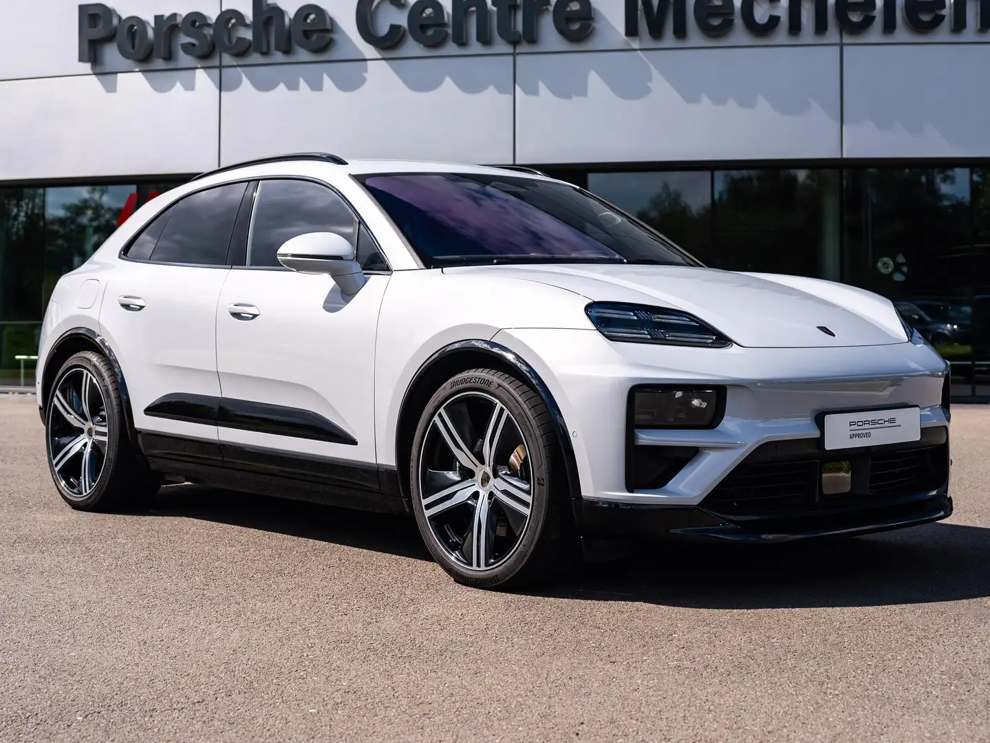 Porsche Macan Turbo Gris - 2