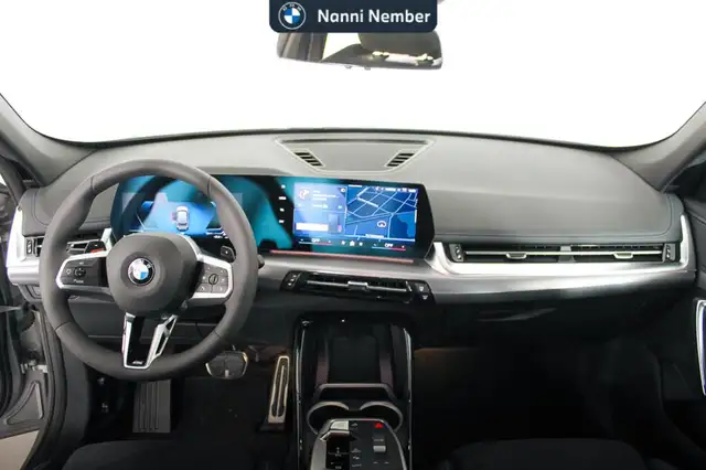 BMW X1 view 11