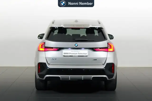 BMW X1 view 4