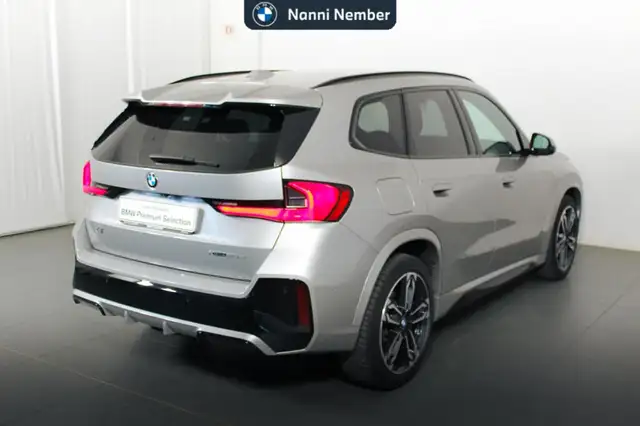 BMW X1 view 3