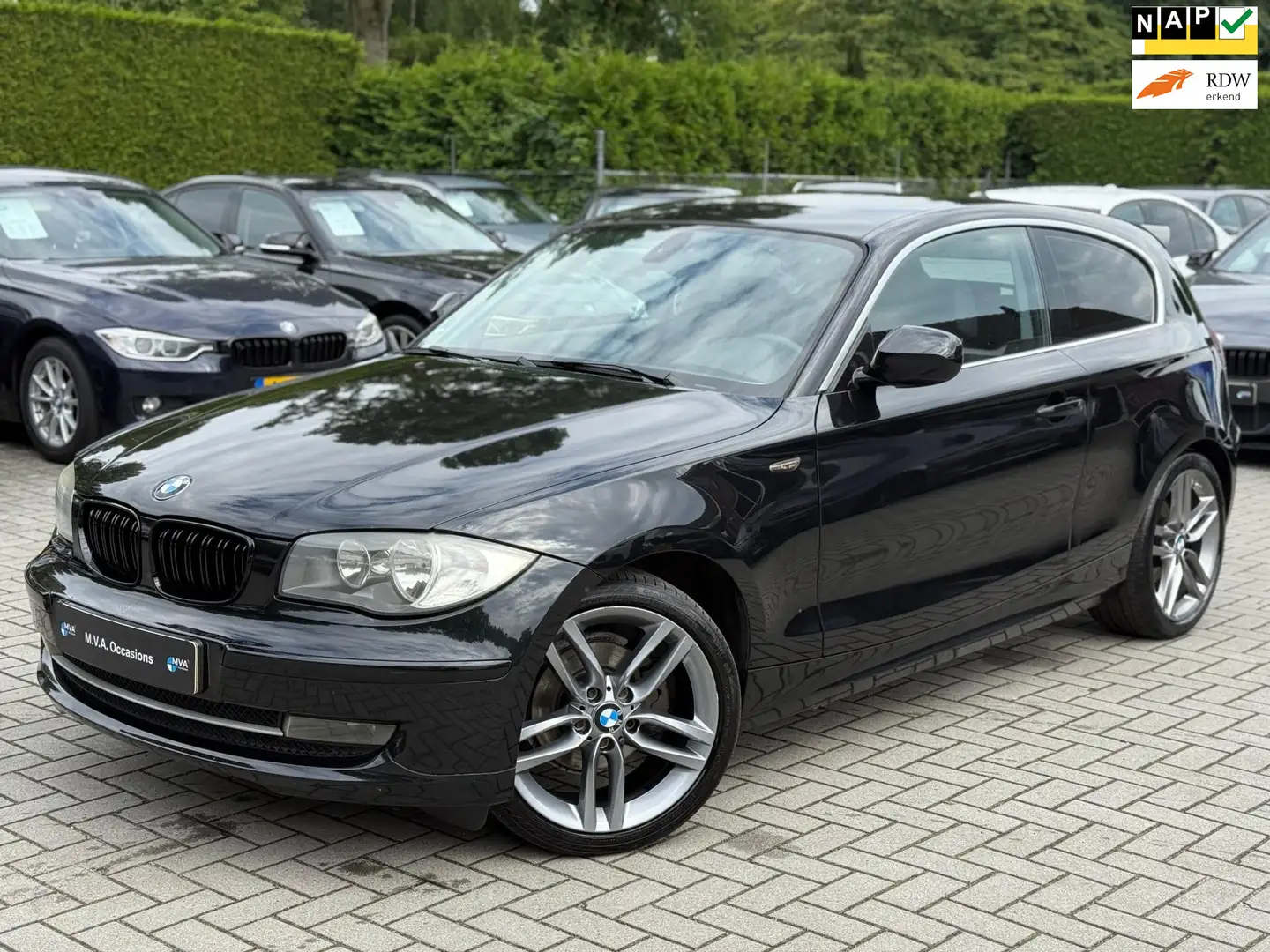 BMW 118 1-serie 118i Business Line Sport|Ketting vervangen Negro - 1