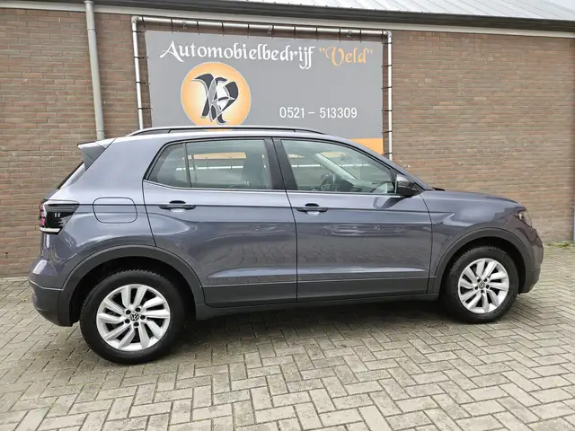 Volkswagen T-Cross view 26
