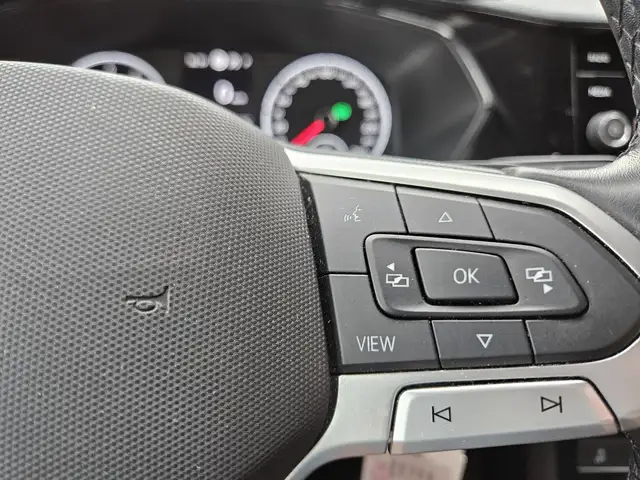 Volkswagen T-Cross view 17