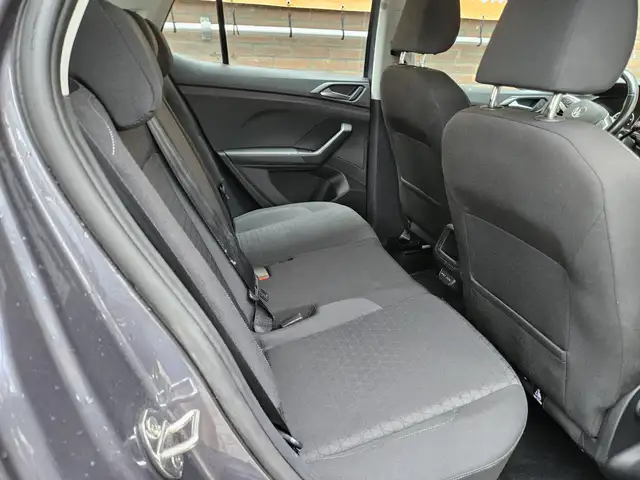 Volkswagen T-Cross view 28