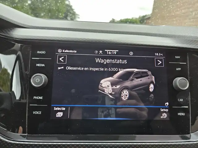 Volkswagen T-Cross view 12