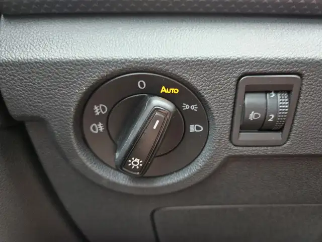 Volkswagen T-Cross view 19