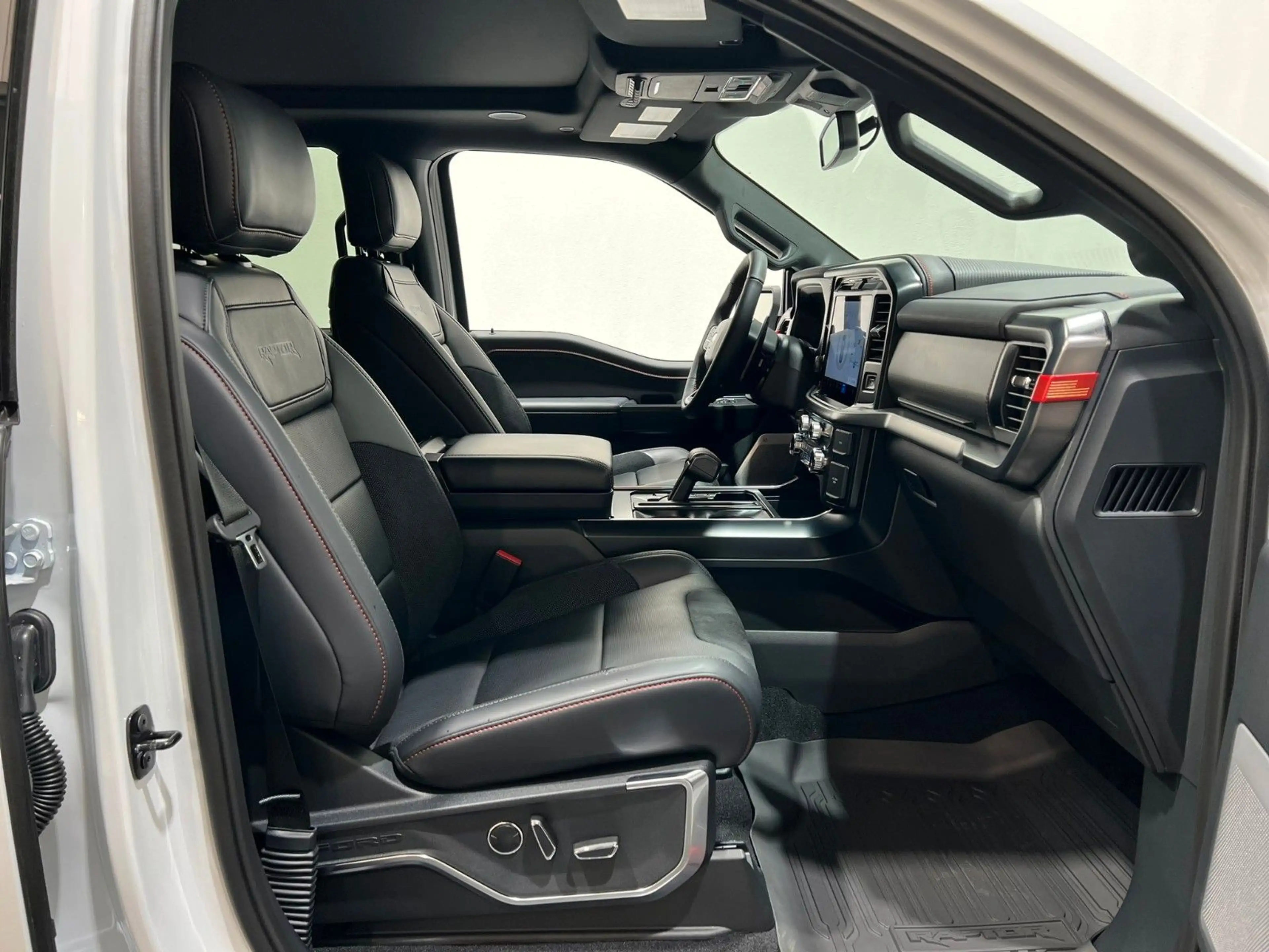 Ford F 150 F-150 RAPTOR  EcoBoost®  3.5L V6 *MY25* — photo 9