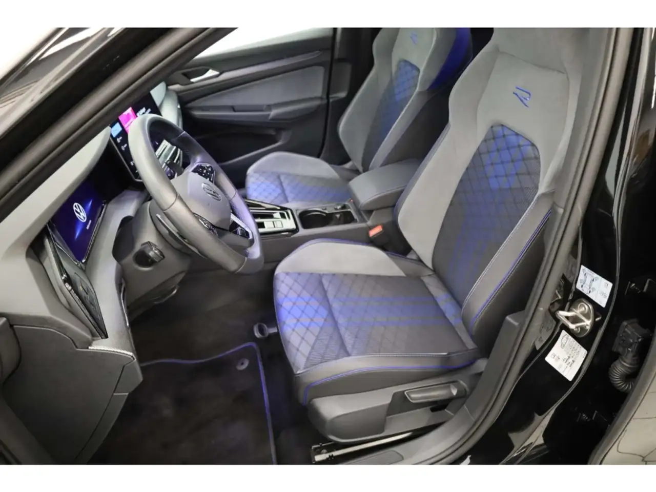 Volkswagen Golf 2.0 TSI 4Motion Black Edition DSG Matrix, миниатюра 7