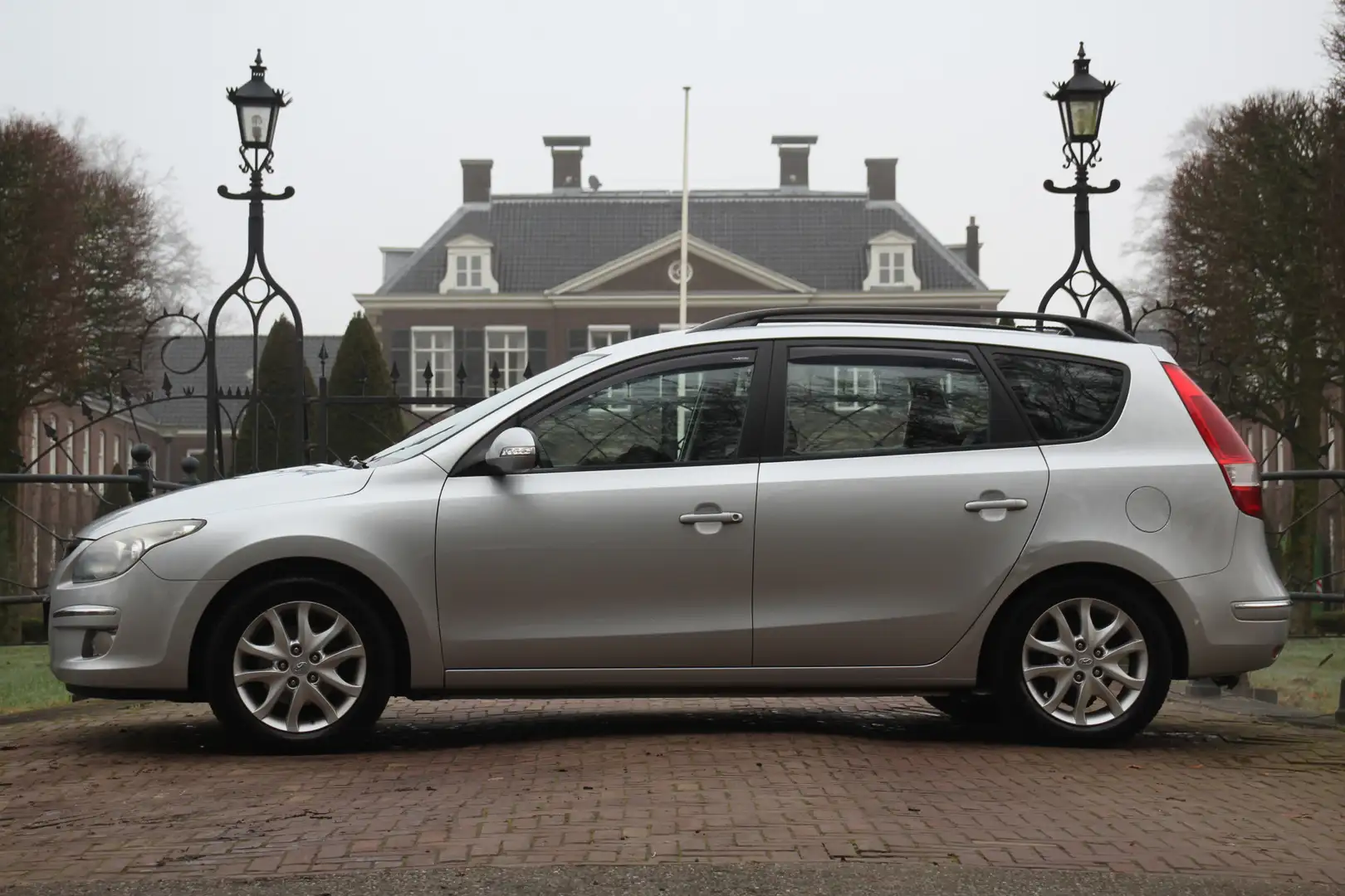 Hyundai I 30CW AUTOMAAT | LEDER/STOF | CLIMA | PARK SENS | Gri - 2