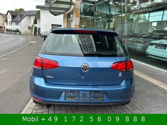 Volkswagen Golf view 9