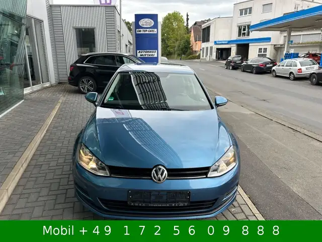 Volkswagen Golf view 5