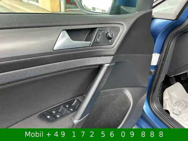 Volkswagen Golf view 13