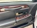 Lincoln Town Car Stretch Limousine 4,6 Liter V8 Biały - thumbnail 7