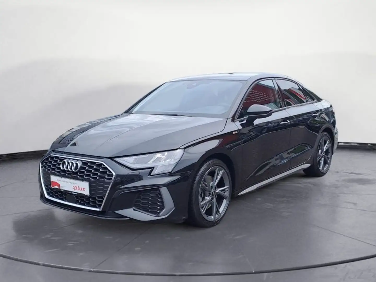 Audi A3 35TFSI Limousine Sline Pano Kamera Sitzheizun Schwarz - 2