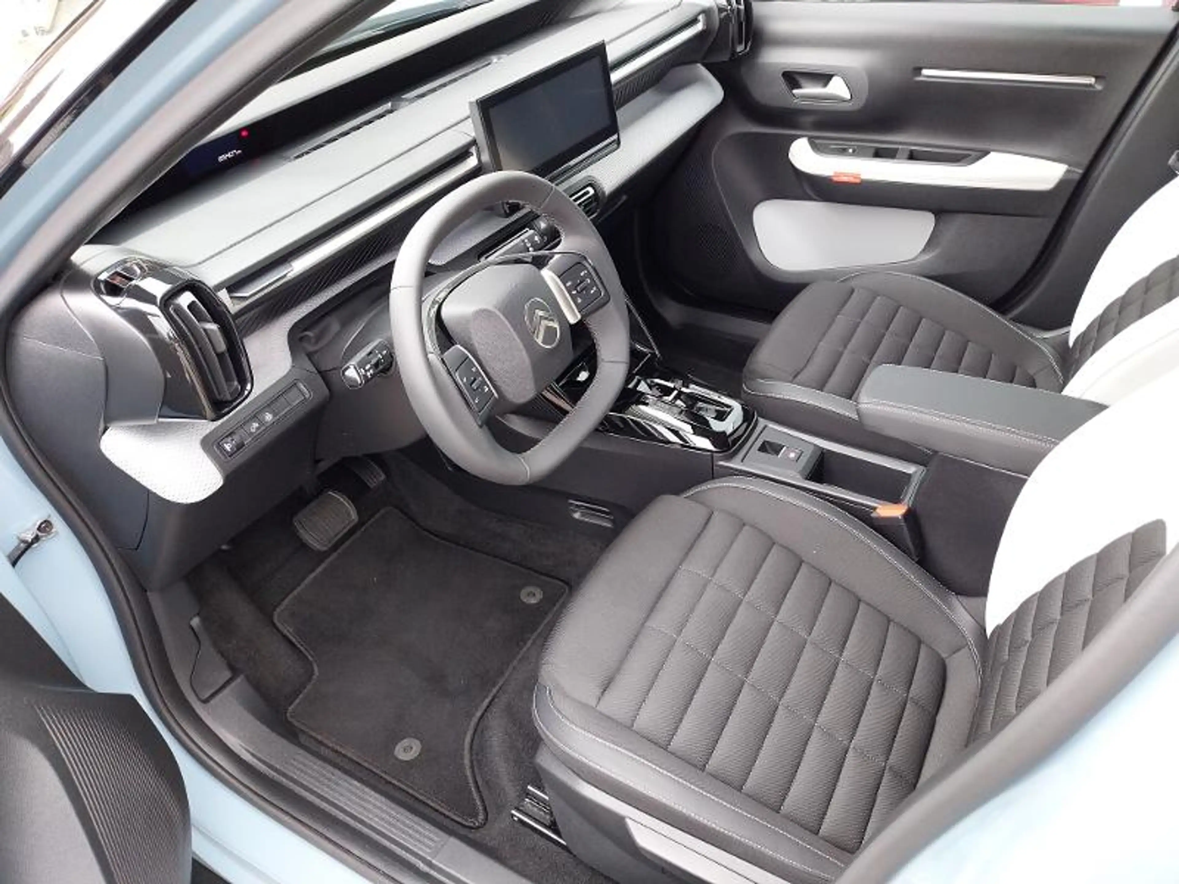 Citroen C3 Aircross MAX Hybrid 145 — photo 8
